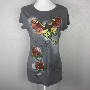Women's Weavers Graphic T-Shirt with butterfly & rose size‎  XL